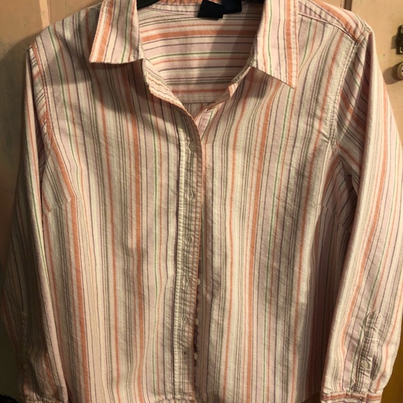 Long sleeve button down shirt - Picture 2 of 8